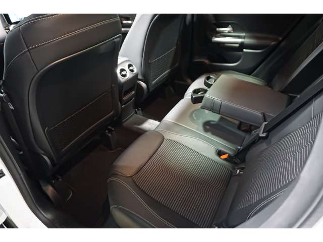 メルセデスベンツ ＧＬＡクラス ＧＬＡ２００ Ｄ ４マチック ディーゼルターボ ４ＷＤ R2年 (北海道) 99