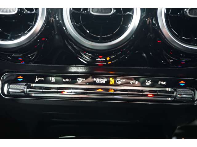 メルセデスベンツ ＧＬＡクラス ＧＬＡ２００ Ｄ ４マチック ディーゼルターボ ４ＷＤ R2年 (北海道) 99