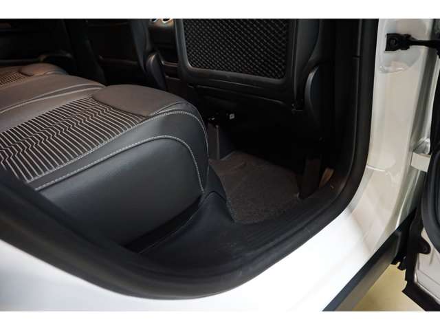 メルセデスベンツ ＧＬＡクラス ＧＬＡ２００ Ｄ ４マチック ディーゼルターボ ４ＷＤ R2年 (北海道) 99