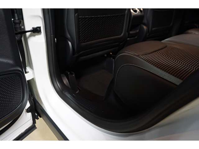 メルセデスベンツ ＧＬＡクラス ＧＬＡ２００ Ｄ ４マチック ディーゼルターボ ４ＷＤ R2年 (北海道) 99