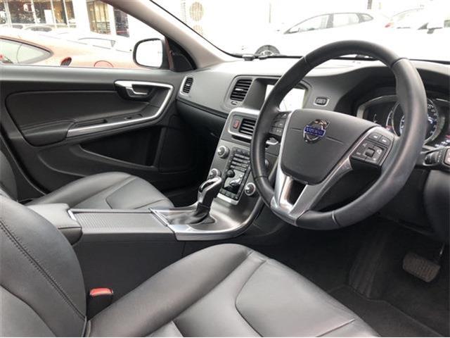 ボルボ Ｖ６０ Ｄ４ ＳＥ ディーゼルターボ H28年 (東北) 99