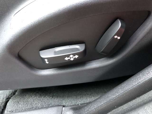 ボルボ Ｖ６０ Ｄ４ ＳＥ ディーゼルターボ H28年 (東北) 99