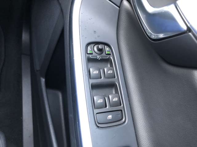 ボルボ Ｖ６０ Ｄ４ ＳＥ ディーゼルターボ H28年 (東北) 99