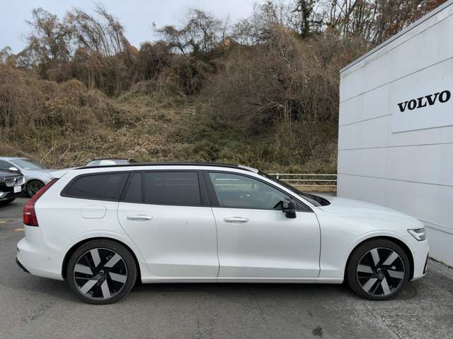 ボルボ Ｖ６０ リチャージ アルティメット Ｔ６ ＡＷＤ プラグイン ハイブリッド ４ＷＤ R6年 (東北) 99