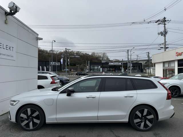ボルボ Ｖ６０ リチャージ アルティメット Ｔ６ ＡＷＤ プラグイン ハイブリッド ４ＷＤ R6年 (東北) 99