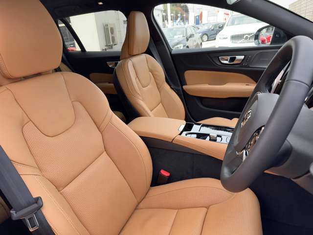 ボルボ Ｖ６０ リチャージ アルティメット Ｔ６ ＡＷＤ プラグイン ハイブリッド ４ＷＤ R6年 (東北) 99