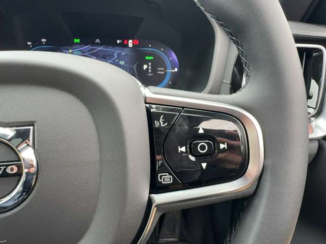 ボルボ Ｖ６０ リチャージ アルティメット Ｔ６ ＡＷＤ プラグイン ハイブリッド ４ＷＤ R6年 (東北) 99