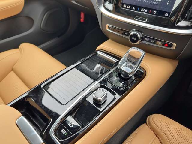 ボルボ Ｖ６０ リチャージ アルティメット Ｔ６ ＡＷＤ プラグイン ハイブリッド ４ＷＤ R6年 (東北) 99