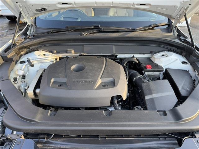 ボルボ ＸＣ６０ Ｔ５ ＡＷＤ インスクリプション ４ＷＤ R2年 (東北) 99