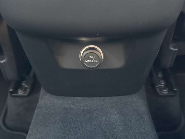 ボルボ ＸＣ６０ Ｔ５ ＡＷＤ インスクリプション ４ＷＤ R2年 (東北) 99