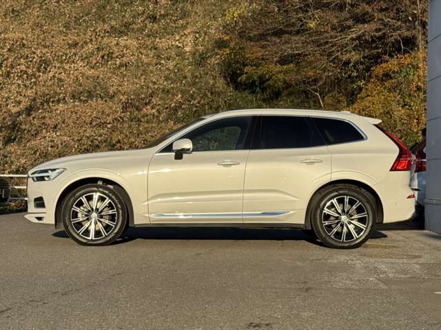 ボルボ ＸＣ６０ Ｔ５ ＡＷＤ インスクリプション ４ＷＤ R2年 (東北) 99