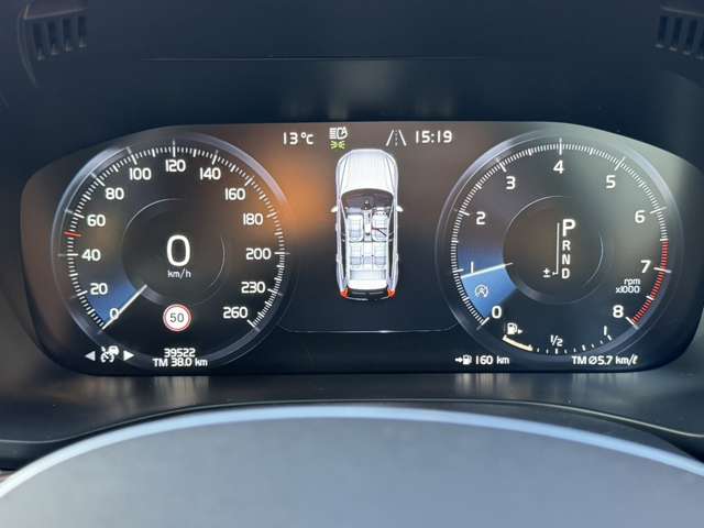 ボルボ ＸＣ６０ Ｔ５ ＡＷＤ インスクリプション ４ＷＤ R2年 (東北) 99