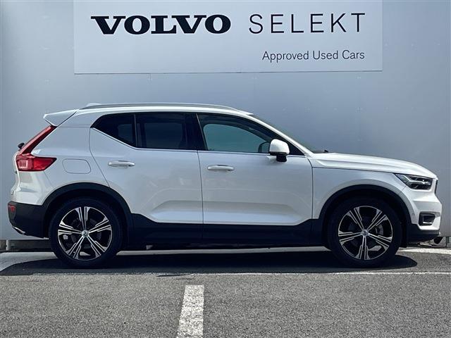 ボルボ ＸＣ４０ Ｔ４ ＡＷＤ インスクリプション ４ＷＤ R2年 (東北) 99