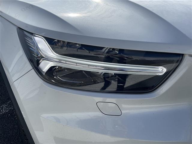 ボルボ ＸＣ４０ Ｔ４ ＡＷＤ インスクリプション ４ＷＤ R2年 (東北) 99