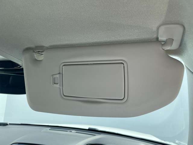 ボルボ ＸＣ４０ Ｔ４ ＡＷＤ インスクリプション ４ＷＤ R2年 (東北) 99