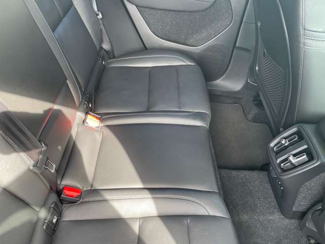 ボルボ ＸＣ４０ Ｔ４ ＡＷＤ インスクリプション ４ＷＤ R2年 (東北) 99