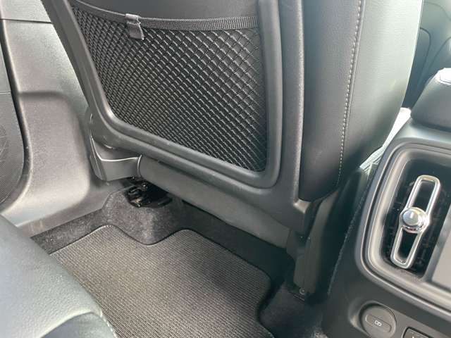 ボルボ ＸＣ４０ Ｔ４ ＡＷＤ インスクリプション ４ＷＤ R2年 (東北) 99