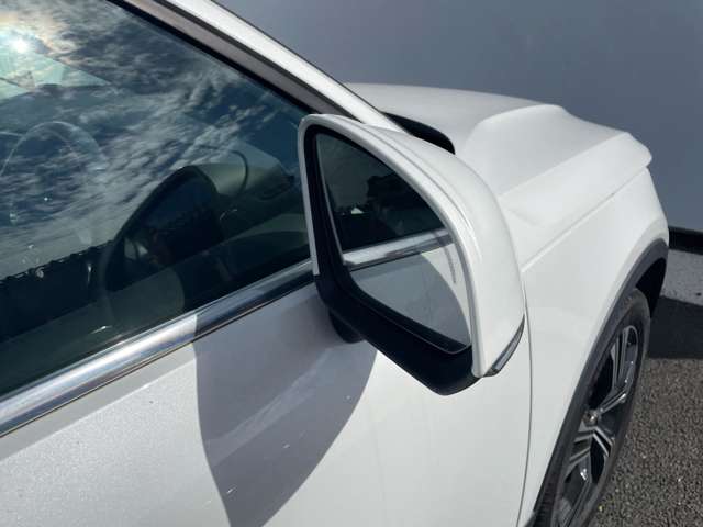 ボルボ ＸＣ４０ Ｔ４ ＡＷＤ インスクリプション ４ＷＤ R2年 (東北) 99