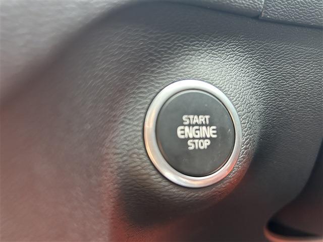 ボルボ ＸＣ４０ Ｔ４ ＡＷＤ Ｒデザイン ４ＷＤ R1年 (東北) 99