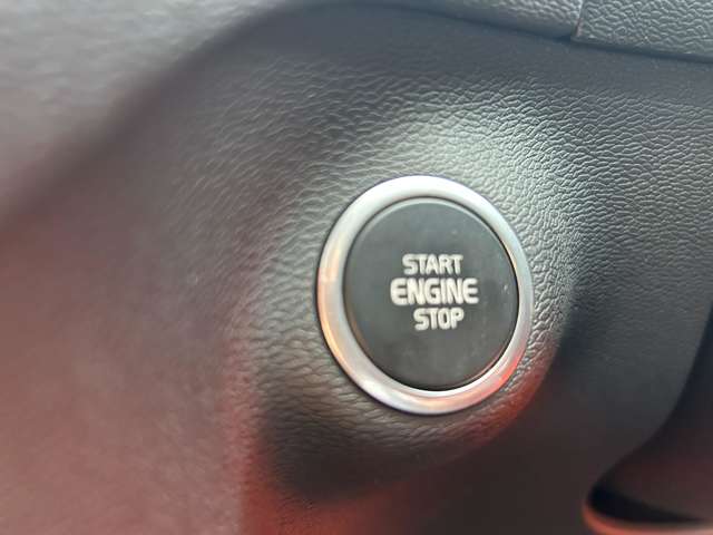 ボルボ ＸＣ４０ Ｔ４ ＡＷＤ Ｒデザイン ４ＷＤ R1年 (東北) 99