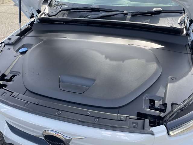 ボルボ ＸＣ４０リチャージ アルティメット シングルモーター R5年 (東北) 99