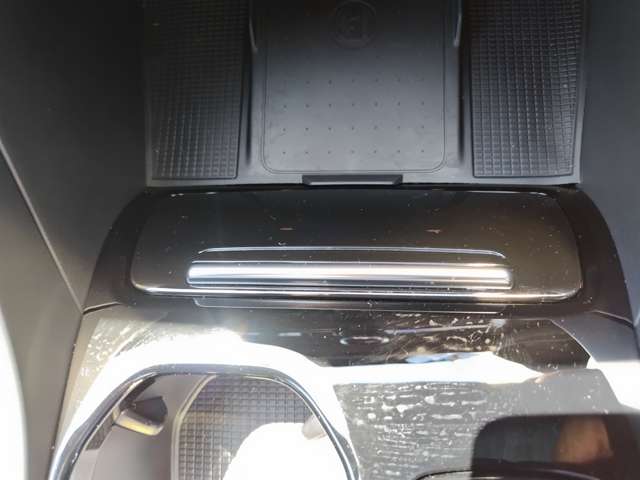 ボルボ ＸＣ４０リチャージ アルティメット シングルモーター R5年 (東北) 99