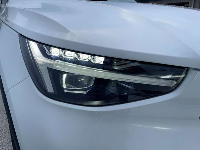 ボルボ ＸＣ４０ ウルトラ Ｂ４ ＡＷＤ ４ＷＤ R6年 (東北) 99