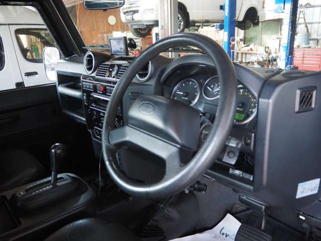 ランドローバー ディフェンダー ９０ R3年 (関東) 99