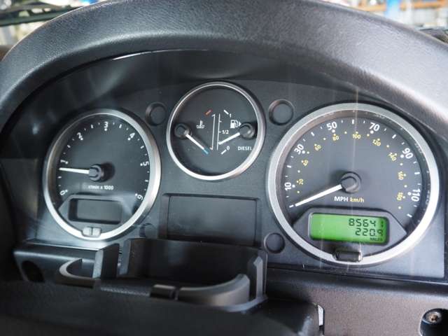 ランドローバー ディフェンダー ９０ R3年 (関東) 99