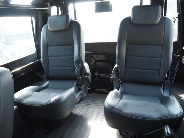 ランドローバー ディフェンダー ９０ R3年 (関東) 99