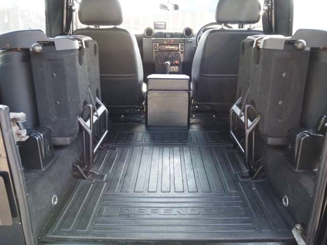 ランドローバー ディフェンダー ９０ R3年 (関東) 99