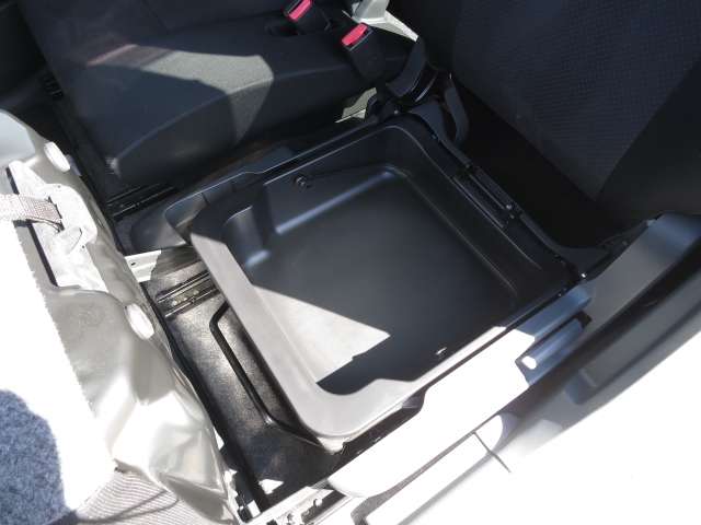 スズキ ワゴンＲ ６６０ スティングレー リミテッドＩＩ H24年 (関東) 99