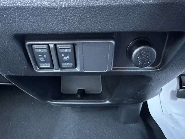 日産 キャラバンバン ２．４ グランド プレミアムＧＸ プロスタイル ロングボディ ディーゼルターボ ４ＷＤ R6年 (東海) 99