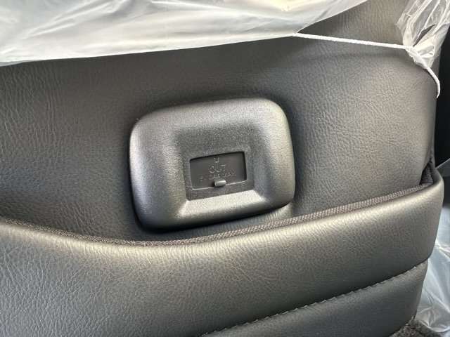 三菱 デリカ　ミニ ６６０ Ｔ プレミアム ４ＷＤ R6年 (東海) 99