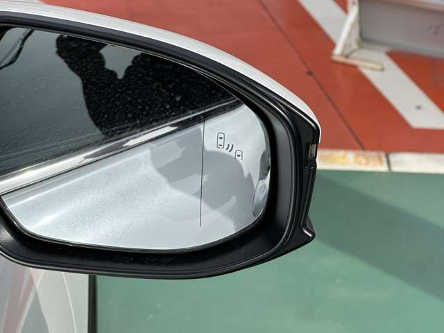 トヨタ クラウン　クロスオーバー　ハイブリッド ２．５ Ｇ アドバンスト Ｅ－ＦＯＵＲ ４ＷＤ R4年 (東海) 99