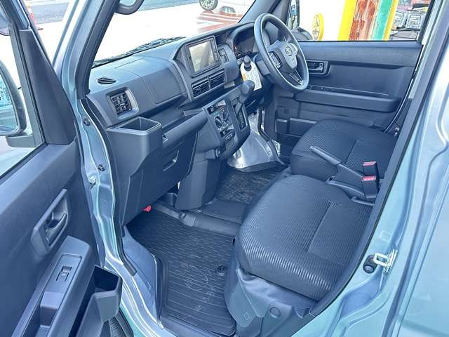 ダイハツ ハイゼットカーゴ ６６０ デラックス R7年 (東海) 99