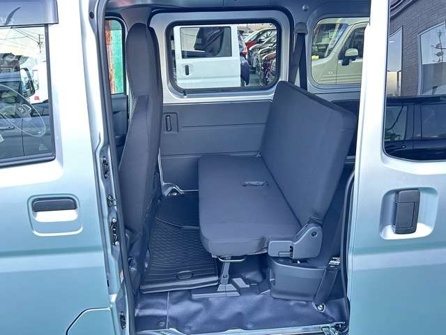 ダイハツ ハイゼットカーゴ ６６０ デラックス R7年 (東海) 99