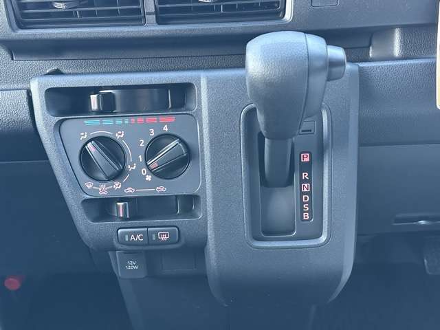 ダイハツ ハイゼットカーゴ ６６０ デラックス R7年 (東海) 99