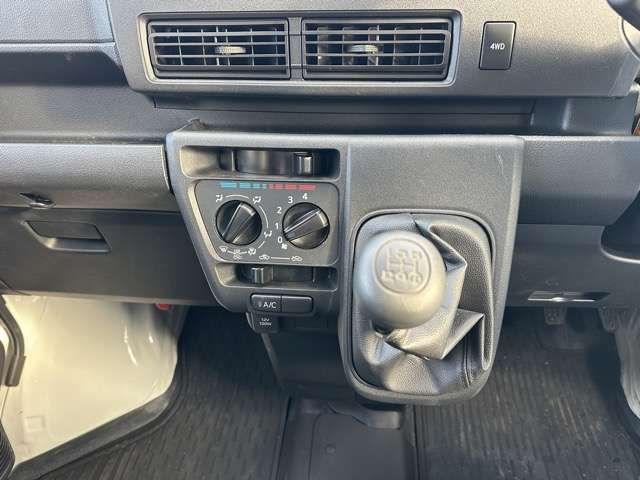 ダイハツ ハイゼットバン ６６０ Ｌ ４ＷＤ R5年 (東海) 99