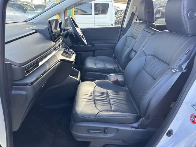 ホンダ オデッセイ　ハイブリッド ２．０ Ｅ：ＨＥＶ アブソルート ＥＸ R6年 (東海) 99