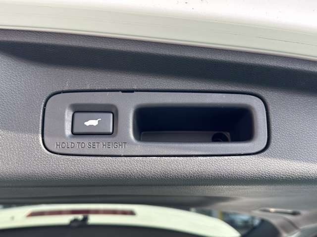 ホンダ オデッセイ　ハイブリッド ２．０ Ｅ：ＨＥＶ アブソルート ＥＸ R6年 (東海) 99