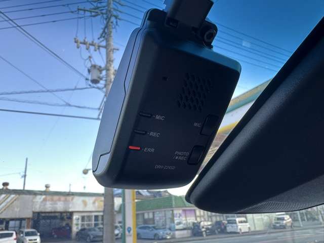 ホンダ オデッセイ　ハイブリッド ２．０ Ｅ：ＨＥＶ アブソルート ＥＸ R6年 (東海) 99