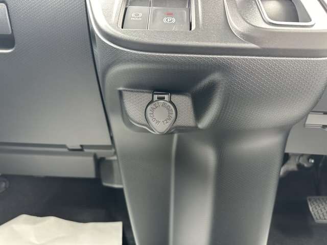 ダイハツ タント ６６０ ファンクロス R6年 (東海) 99