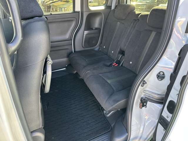 ホンダ Ｎ　ＢＯＸ カスタム ６６０ Ｌ R5年 (東海) 99