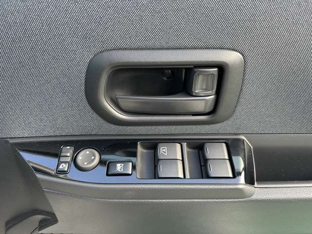 日産 サクラ Ｘ R5年 (東海) 99