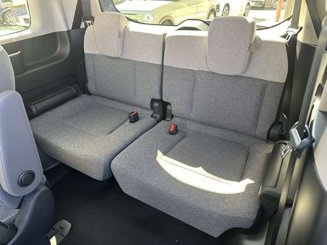 ホンダ フリード　ハイブリッド １．５ Ｅ：ＨＥＶ エアー R6年 (東海) 99