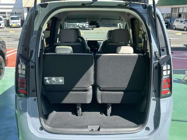 ホンダ フリード　ハイブリッド １．５ Ｅ：ＨＥＶ エアー R6年 (東海) 99