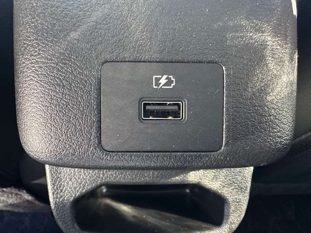 日産 ノートオーラ １．２ Ｇ レザーエディション R5年 (東海) 99