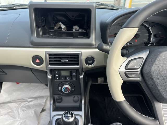 ダイハツ コペン ６６０ ２０ＴＨ アニバーサリー エディション R4年 (東海) 99