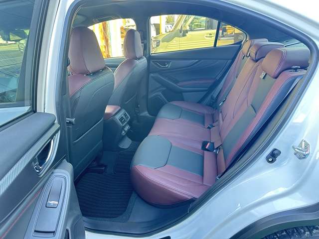 スバル ＷＲＸ　Ｓ４ ２．４ ＳＴＩ スポーツＲ ＥＸ ４ＷＤ R4年 (東海) 99
